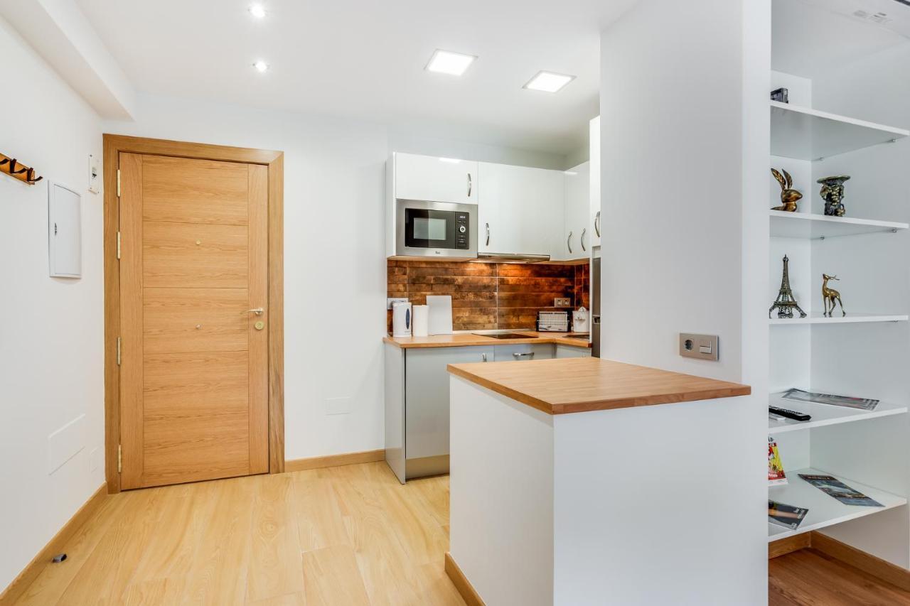 New 1 Bedroom Apartement On The Sea In Marbella. Ngoại thất bức ảnh